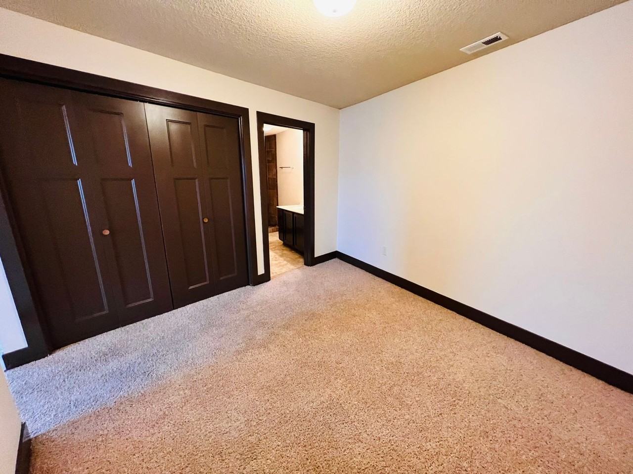 State Street Lofts - Photo 4 of 6