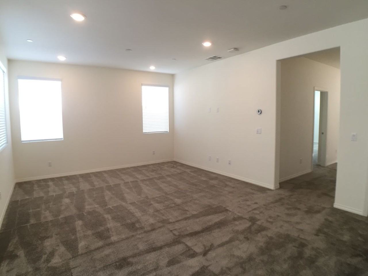 16061 Huckleberry Ave - Photo 4 of 13