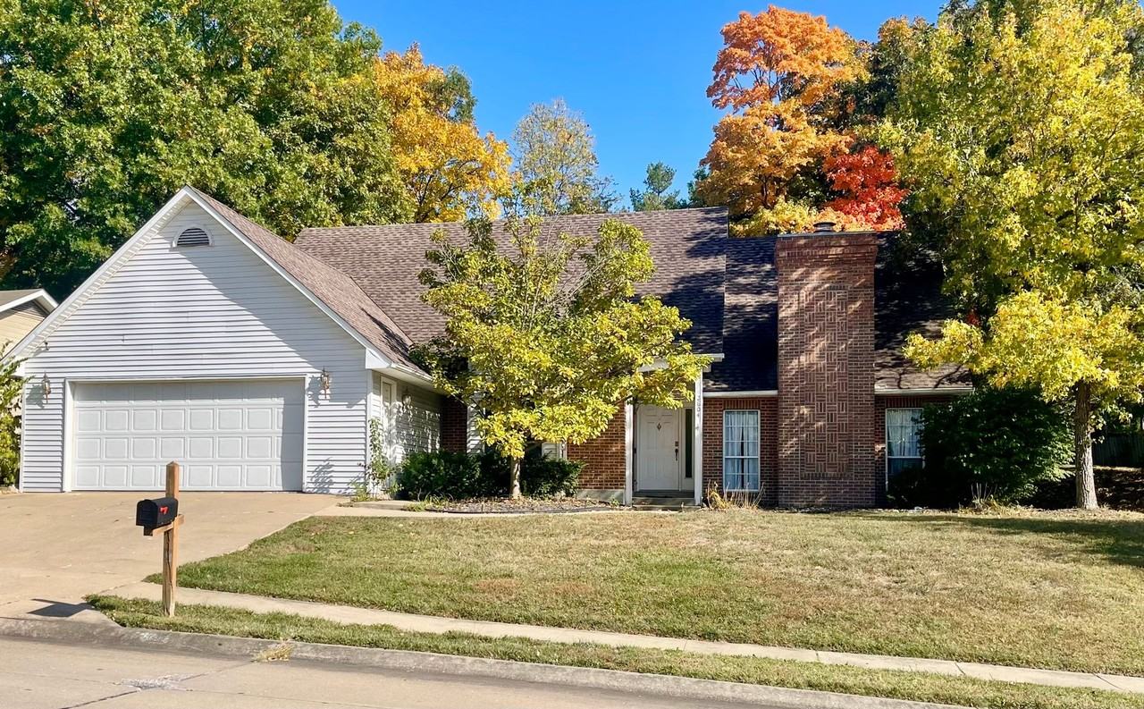 2804 Skylark Dr - Photo 2 of 29