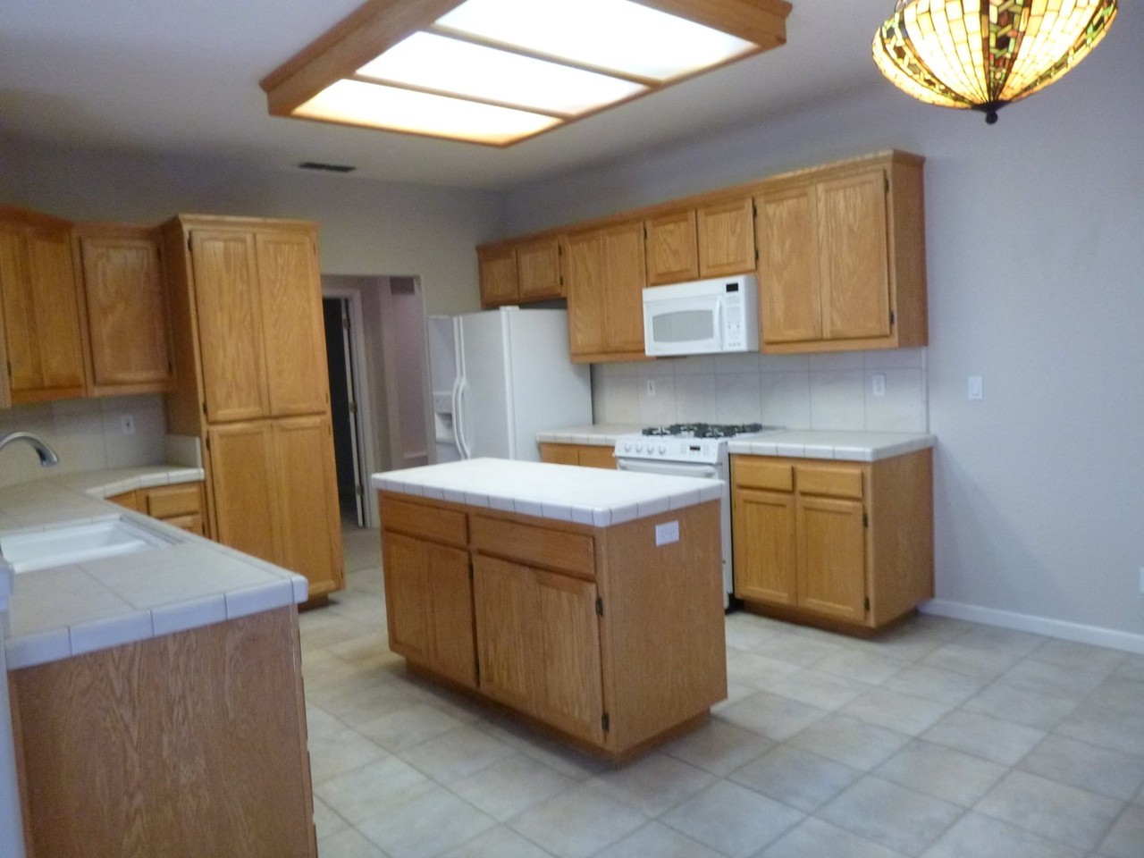 1595 Ravi Ct - Photo 3 of 6