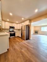 featured image of 890 Burbank Dr #1