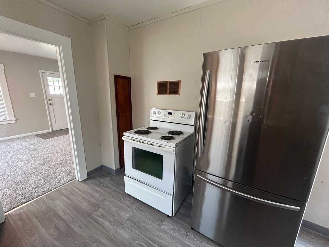 2414 Nevada St - Photo 2 of 12