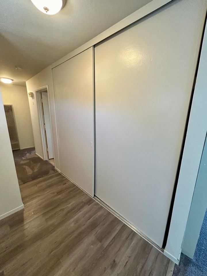 14205 Doolittle Dr - Photo 5 of 18