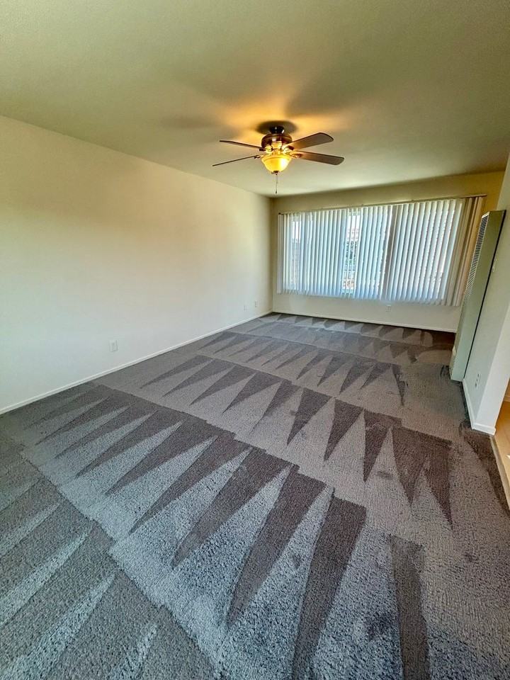 14205 Doolittle Dr - Photo 7 of 18