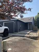 featured image of 245 Gwinn St E