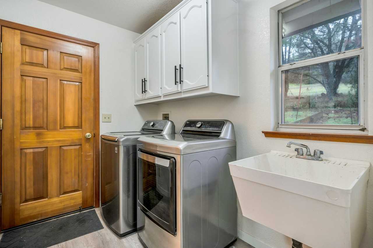 16723 Spruce Grove Rd - Photo 3 of 29