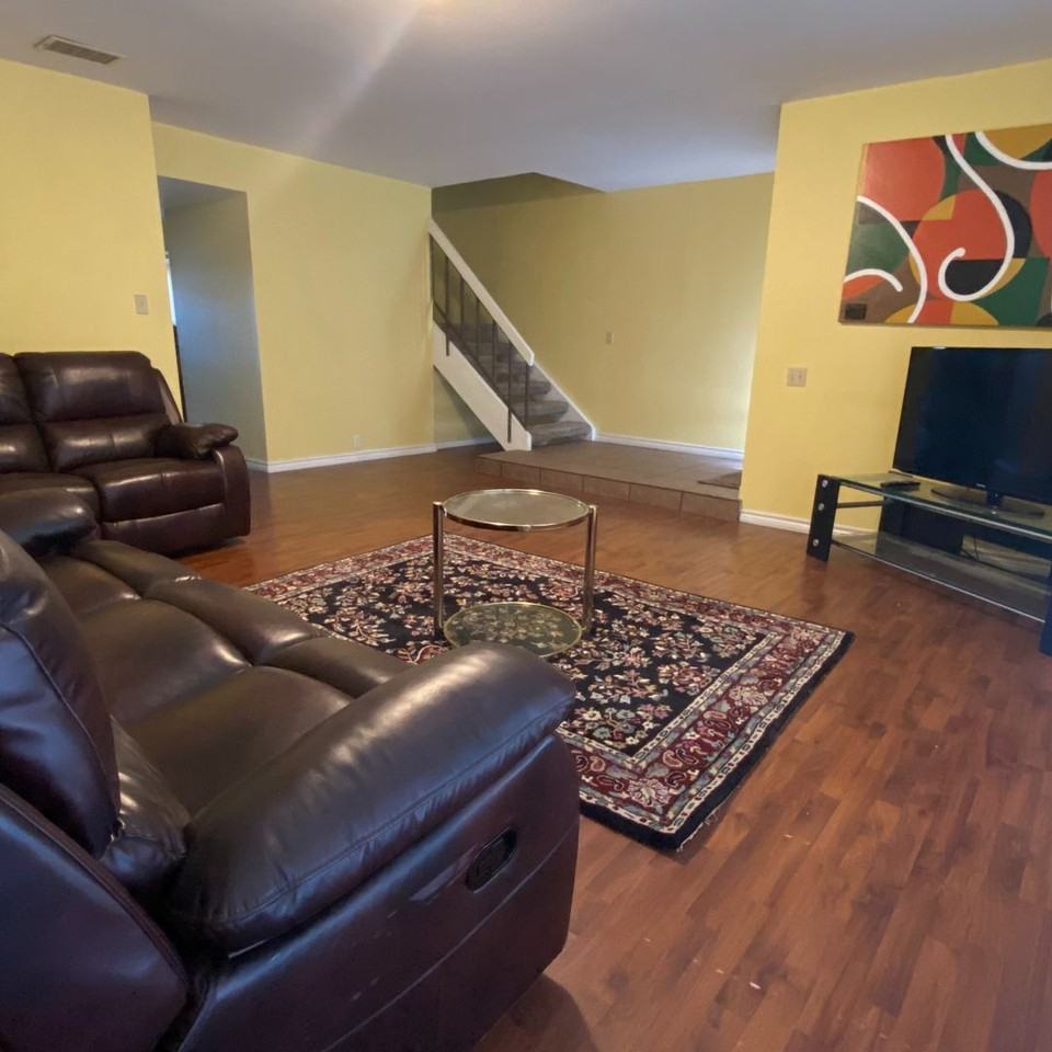 11824 Leisure Dr - Photo 3 of 25