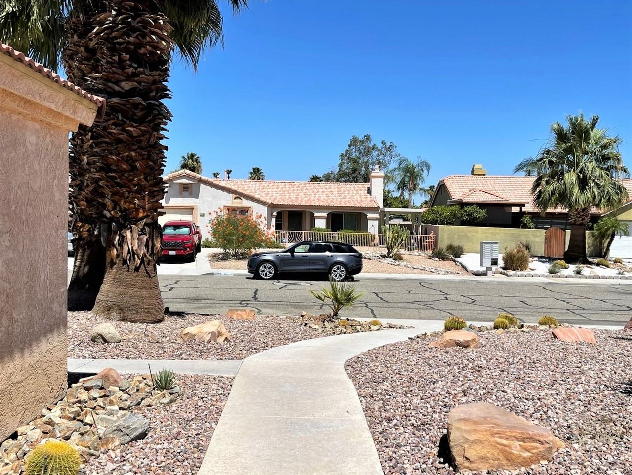 30399 Sterling Rd - Photo 4 of 50