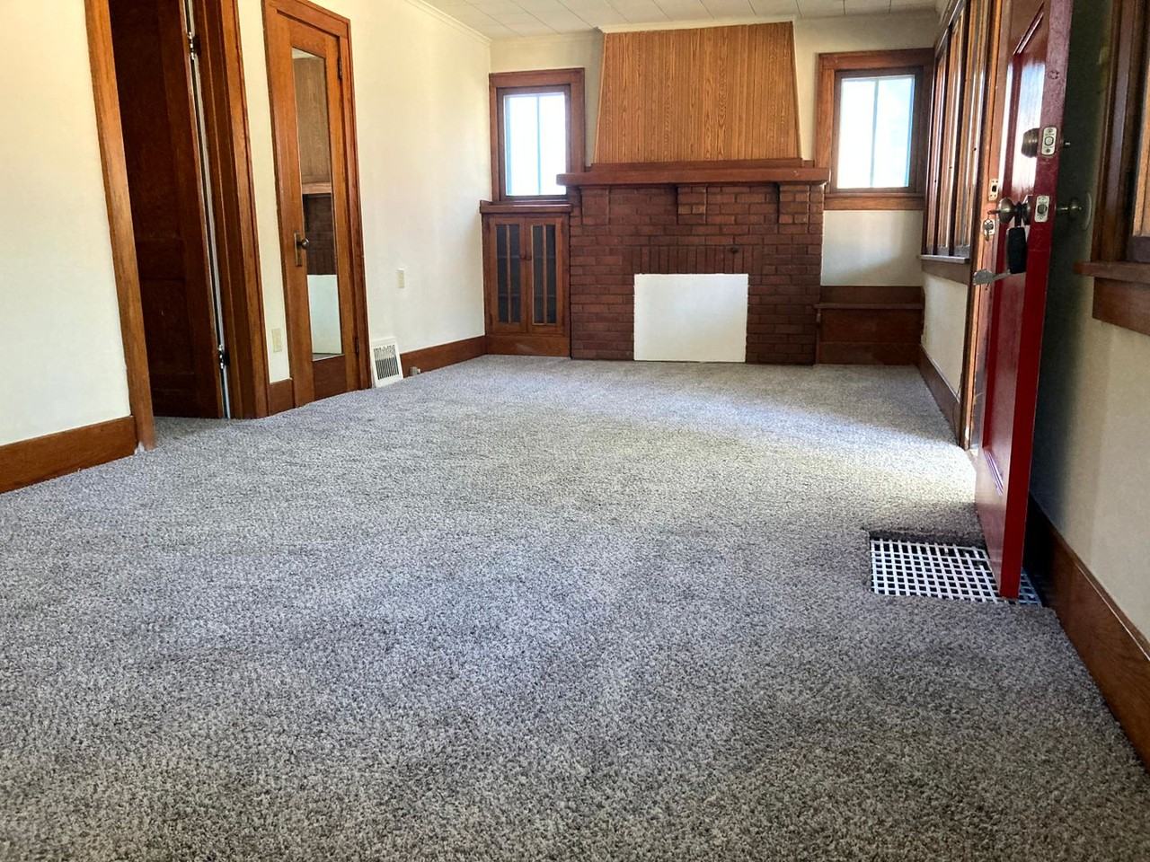 821 Grandview Ave - Photo 4 of 14