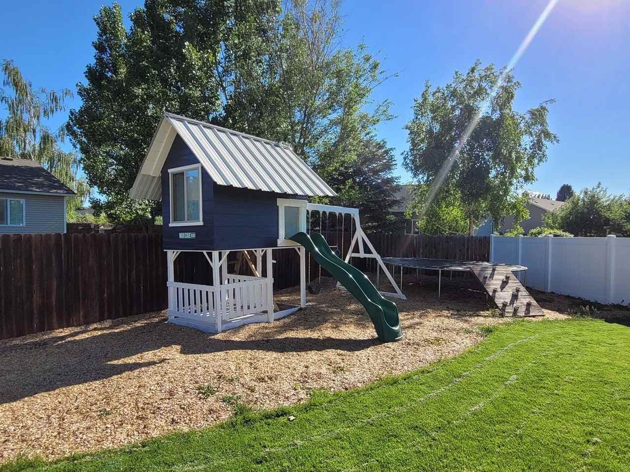 353 Buckskin Ct - Photo 3 of 44