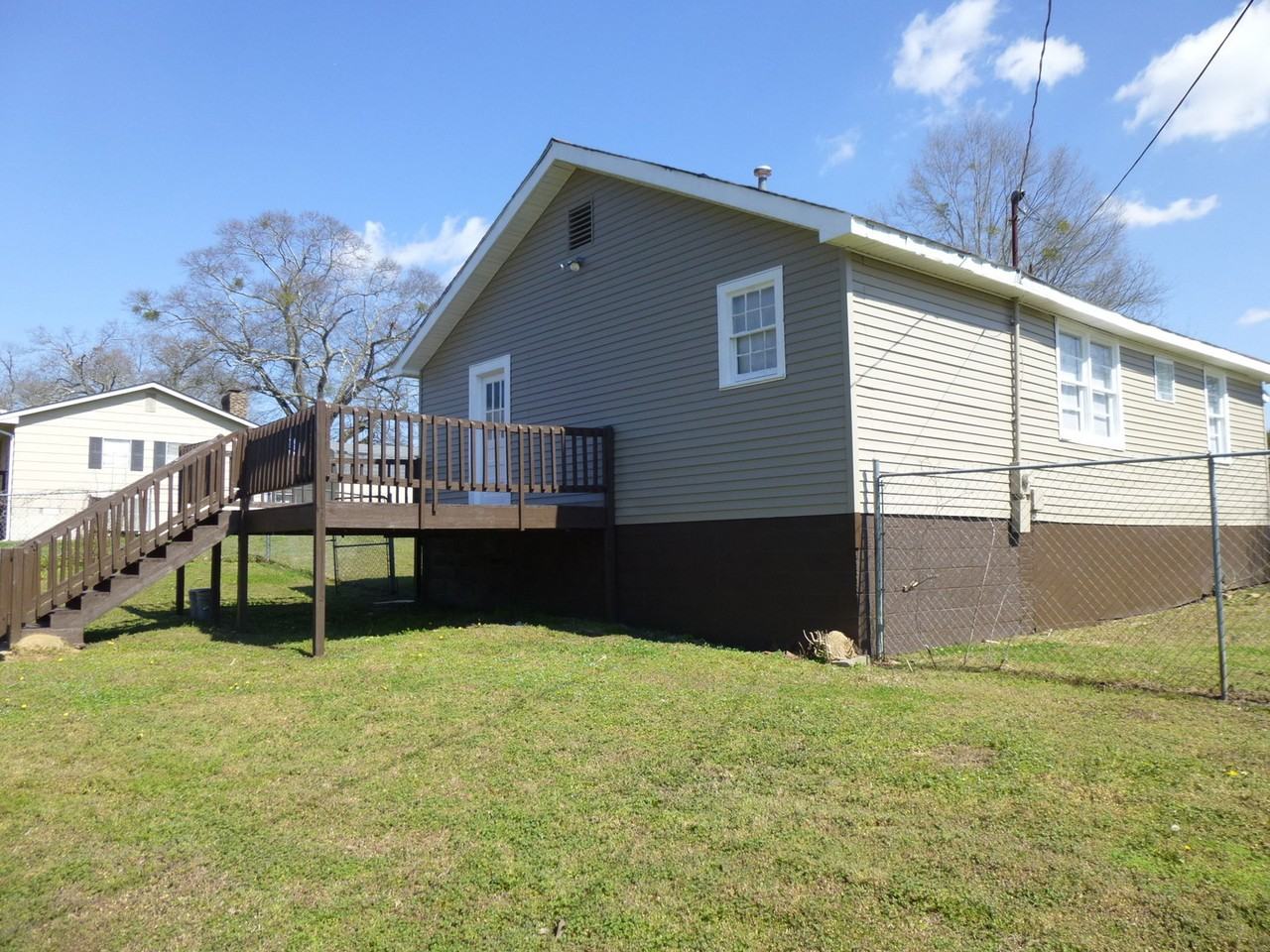 233 Hulsey Street - Photo 4 of 23