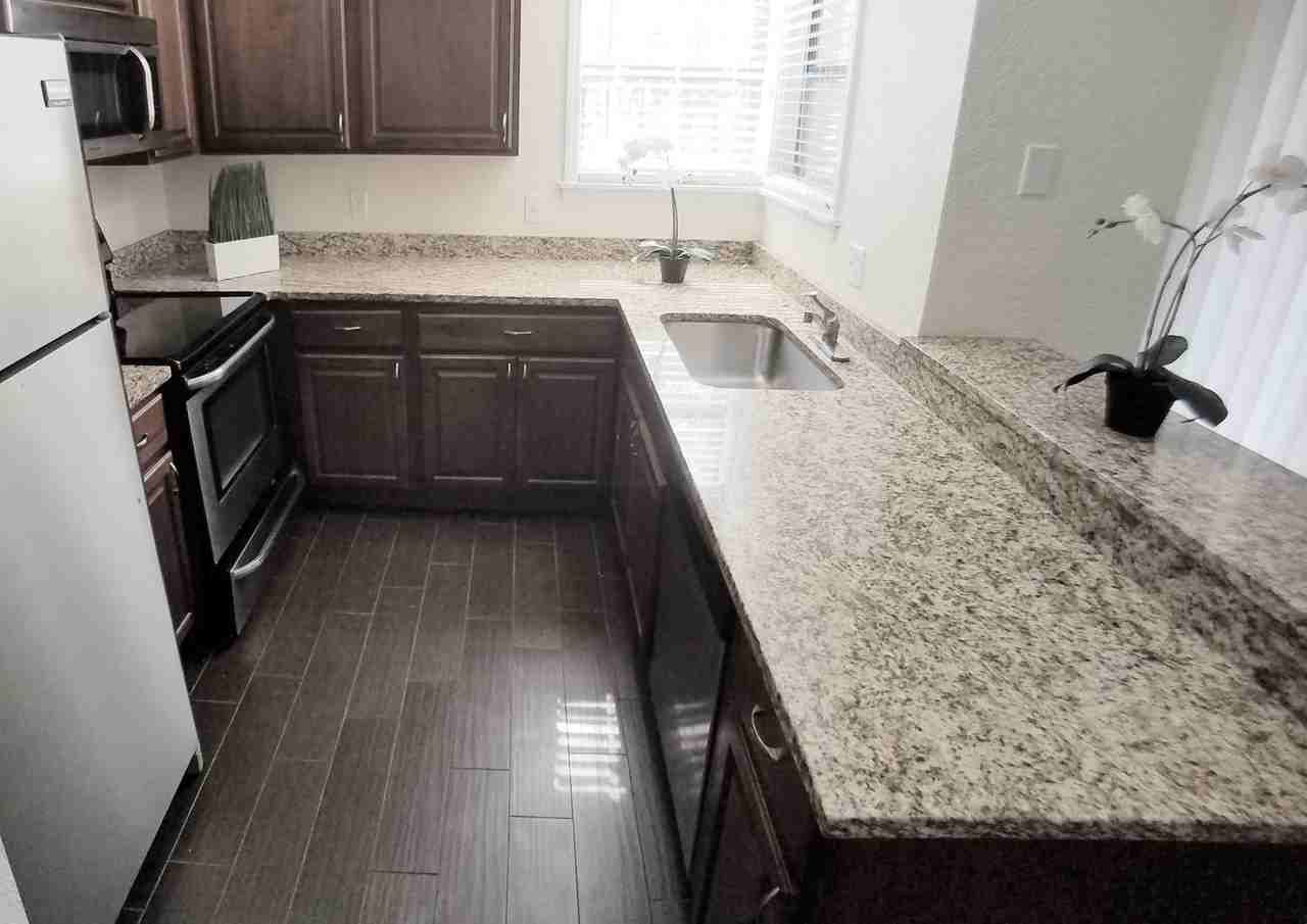 3020 Antique Oaks Cir #133 - Photo 5 of 37