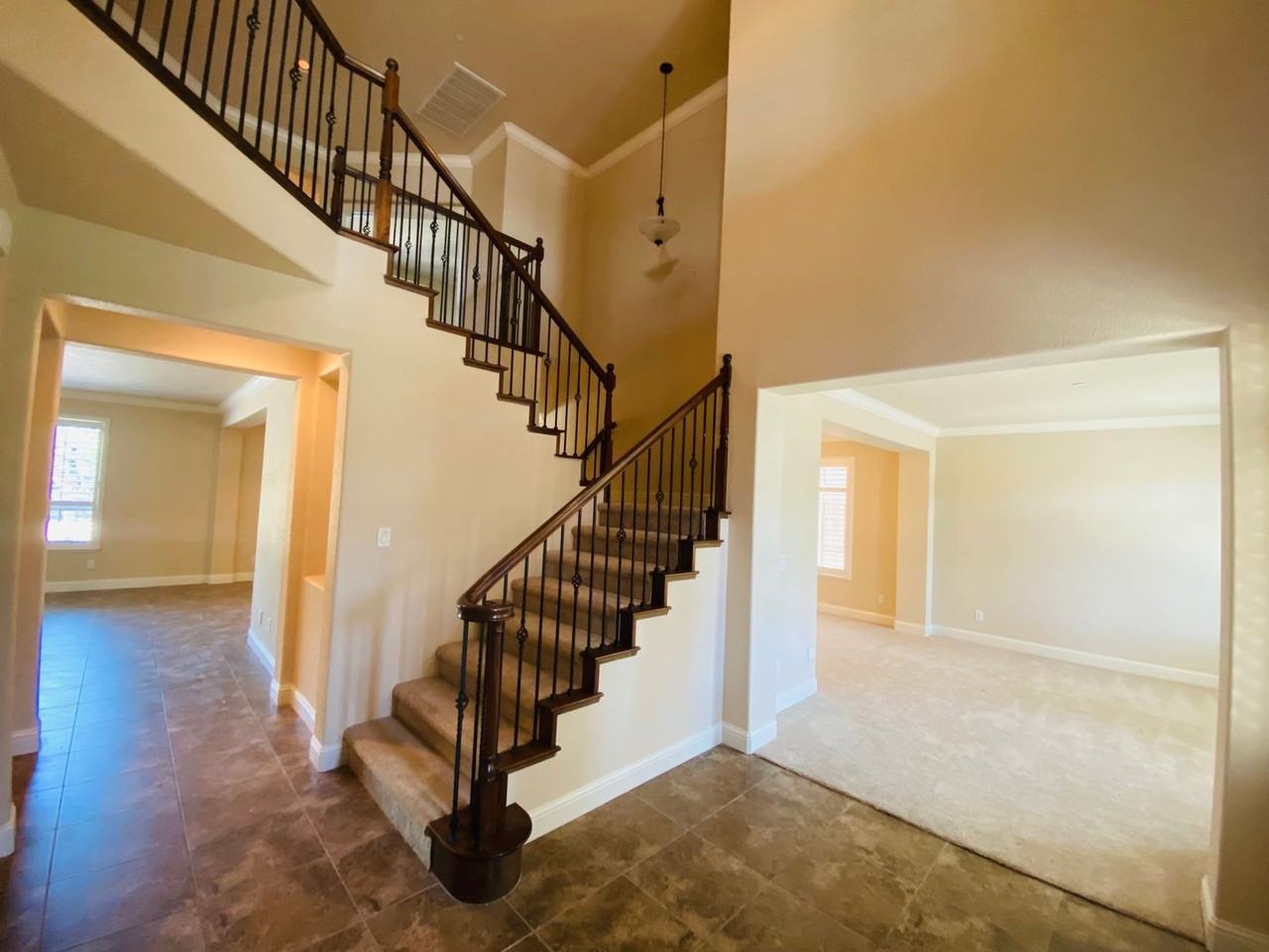 9933 Winkle Cir - Photo 3 of 46