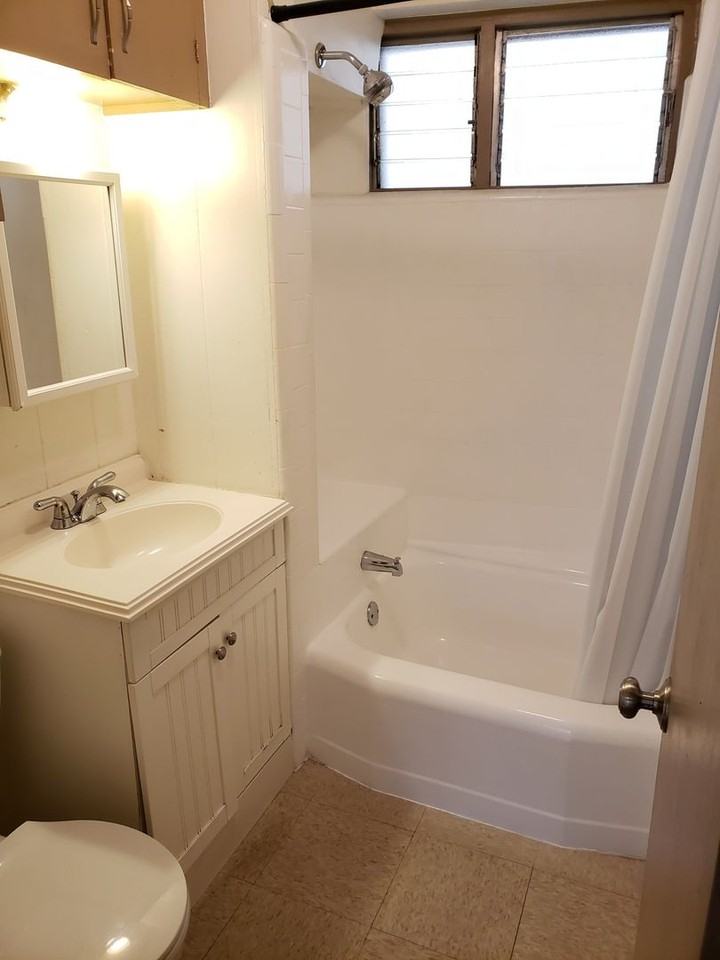 2721 Waialae Ave. - Photo 3 of 5