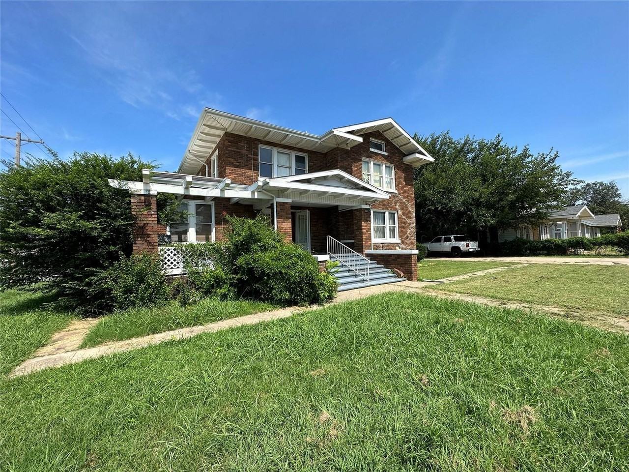 601 N Washington St - Photo 2 of 8