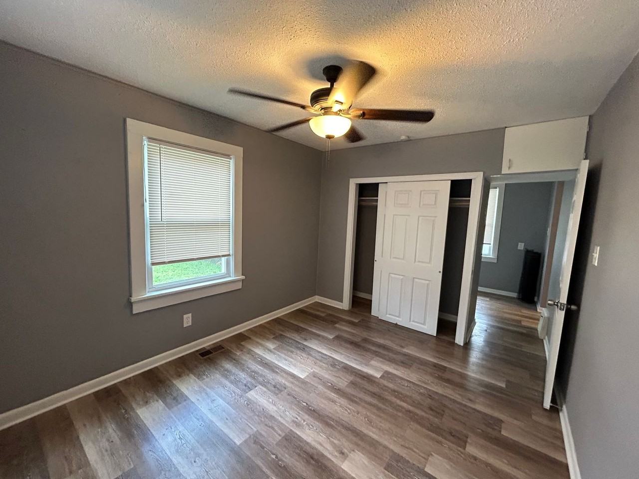 4325 Pearl St - Photo 6 of 9