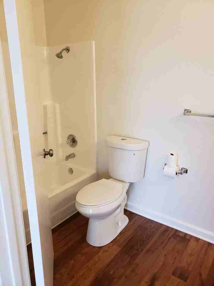 The Palms Apartments - Photo 2 of 6