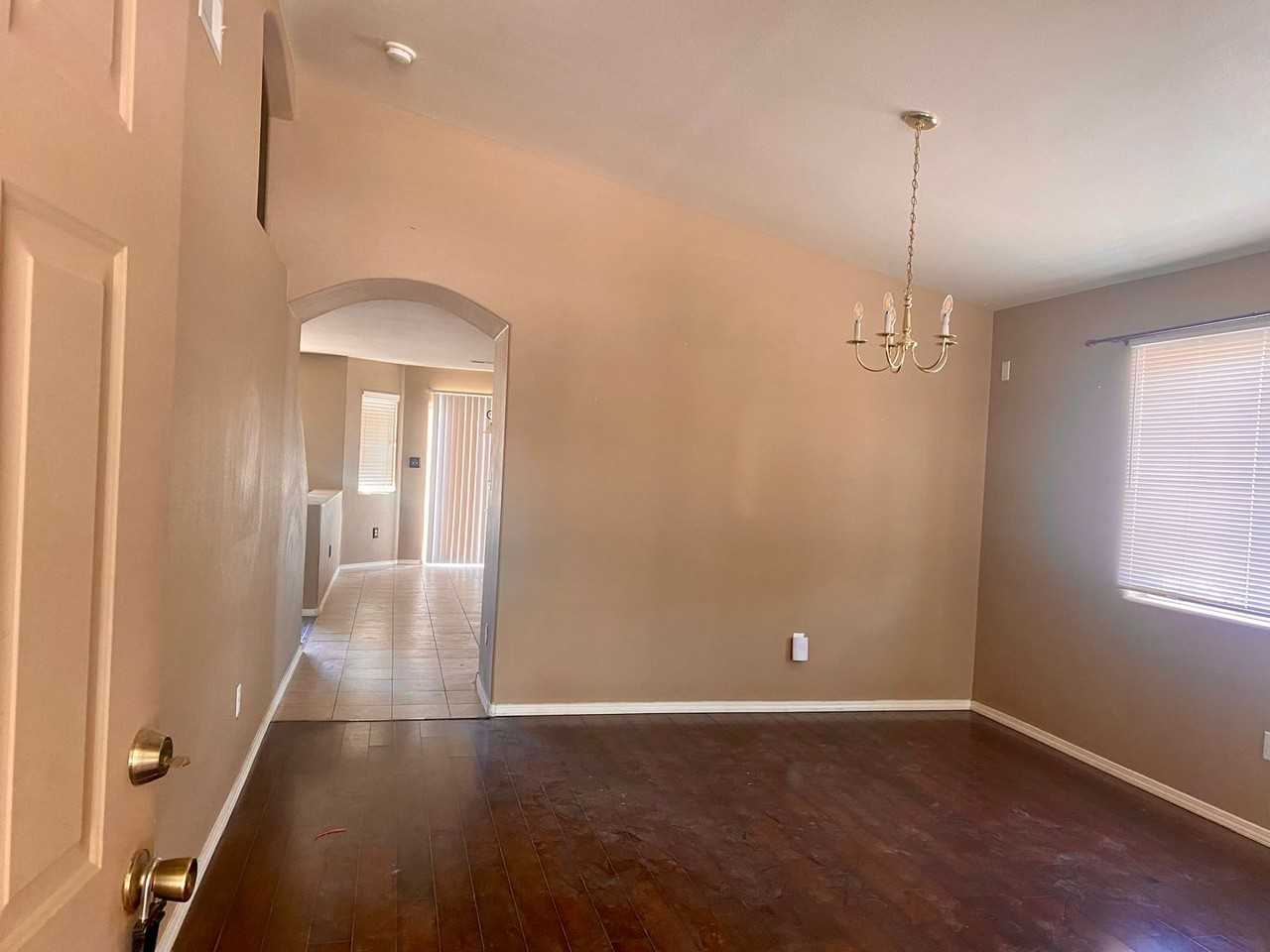 5819 Coyote Peak Pl - Photo 2 of 19