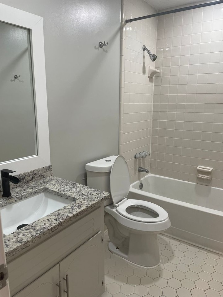 1150 Redan Trl - Photo 6 of 16