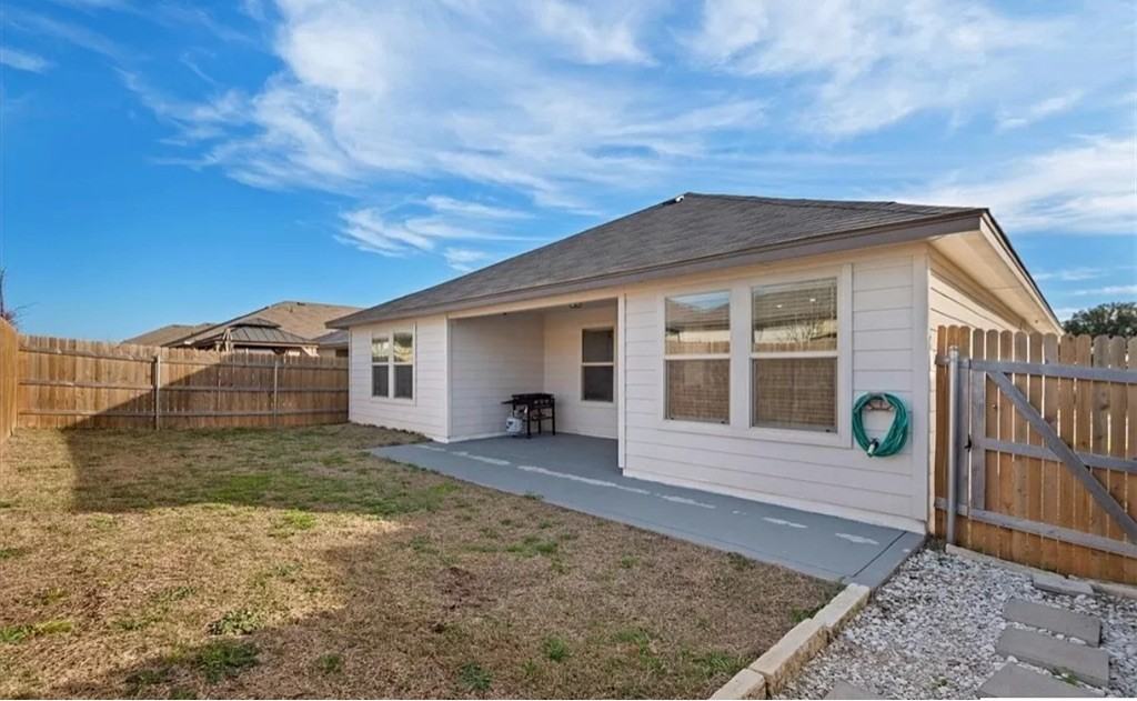 5905 Harriet Tubman Ave - Photo 3 of 10