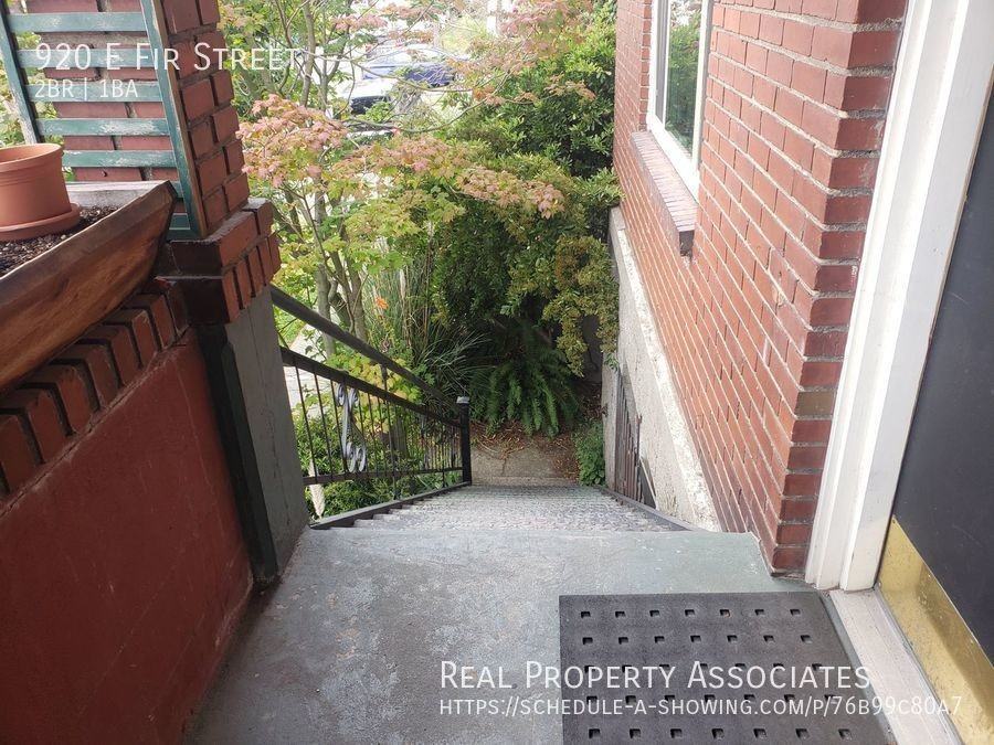 920 E Fir St - Photo 3 of 19