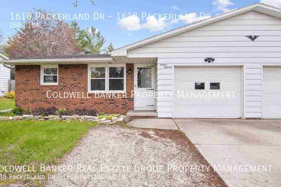 1618 Packerland Dr - Photo 2 of 12