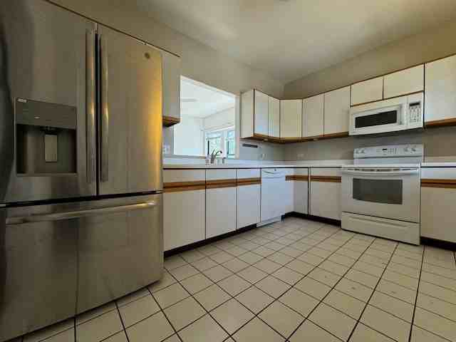 1714 W Montrose Ave #2E - Photo 4 of 10