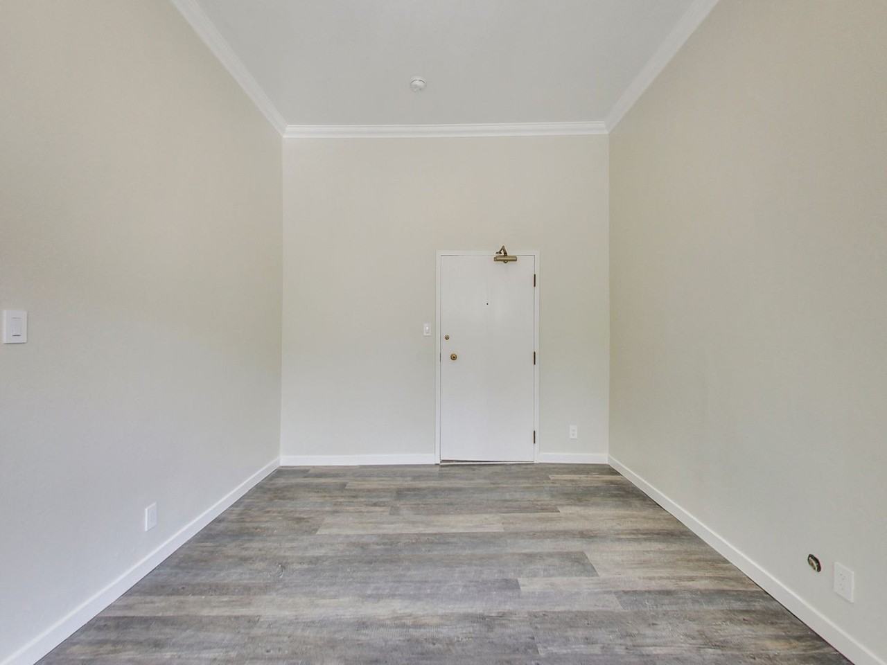 2228 Union St #102 - Photo 4 of 16