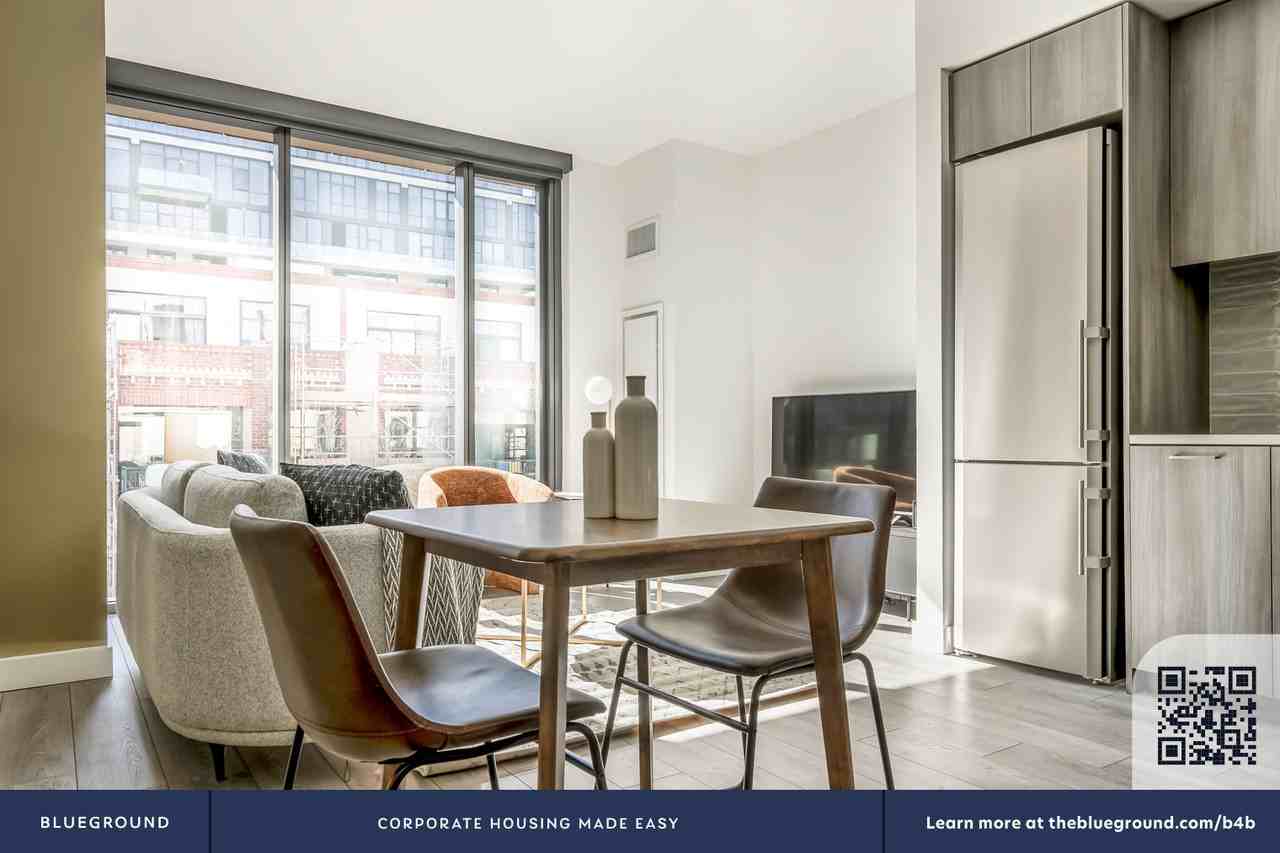 834 West Monroe Street #773 - Photo 5 of 31