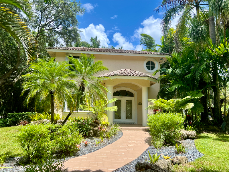 6978 Nw 81st Ter - Photo 3 of 20