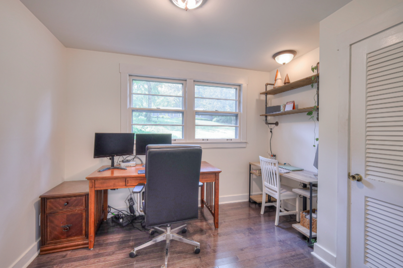 4904 Timberdale Dr - Photo 3 of 17