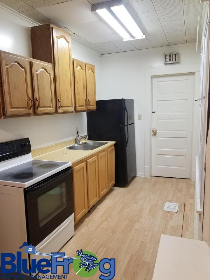 326-328 South Main Street - Photo 2 of 7