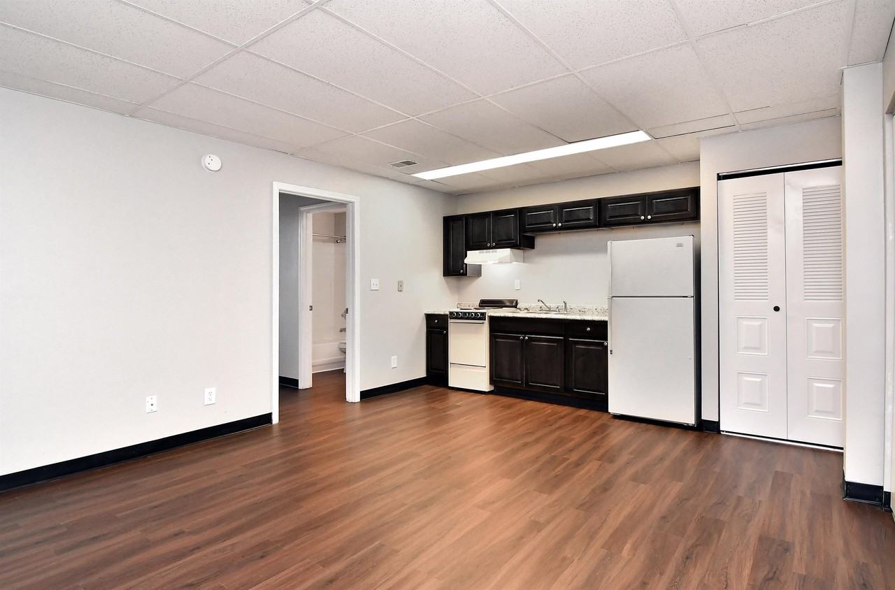 Culbertson Cross Apartments - Photo 2 of 14