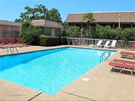 featured image of 3225 W 4th St