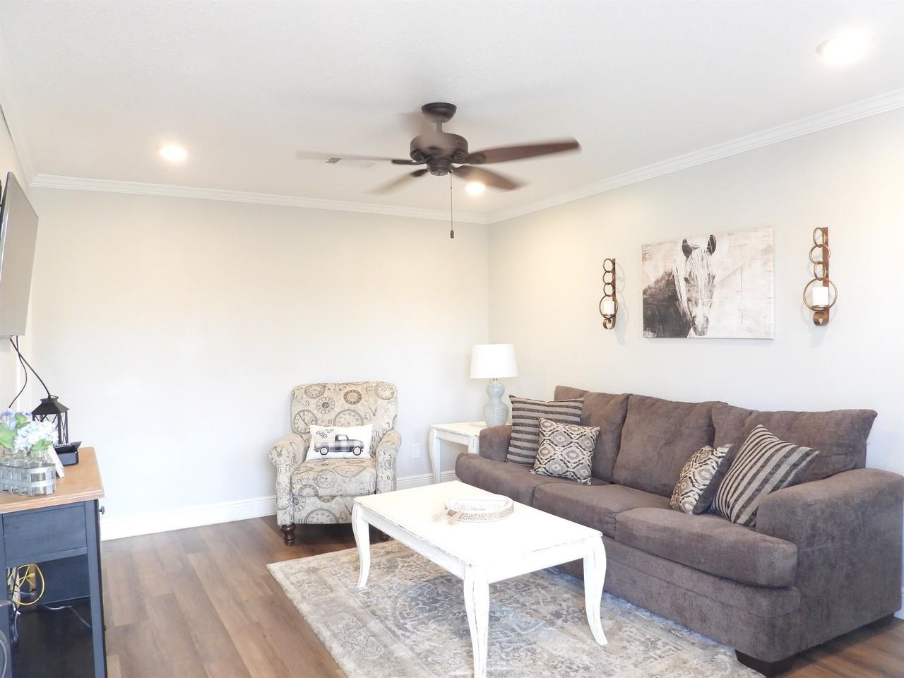 Heritage Apartments LLC - Photo 2 of 36