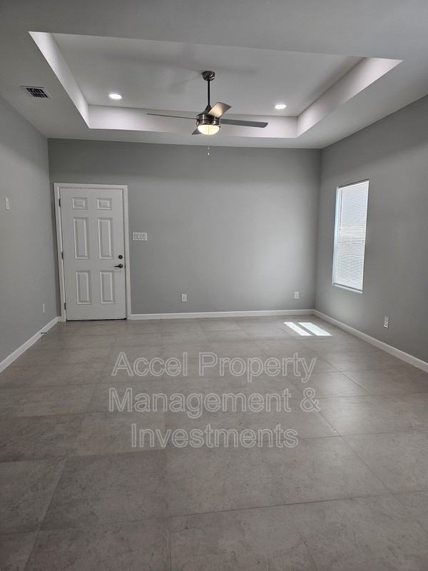 816 N Abbey Ave #3 - Photo 2 of 12