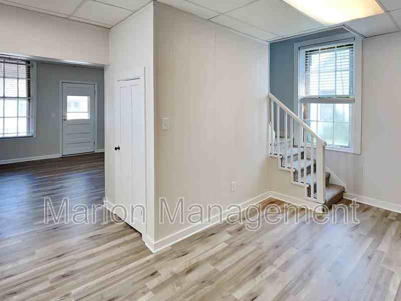 223 W Bow St - Photo 3 of 23