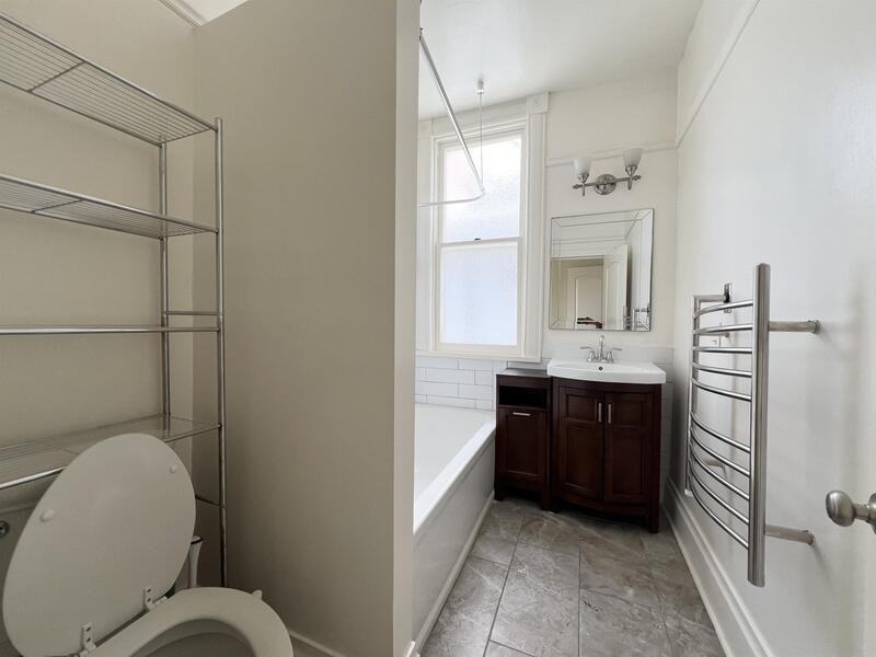 615 S St #615MAIN - Photo 3 of 21
