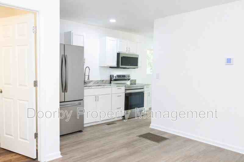 206 Rogers Rd - Photo 2 of 15