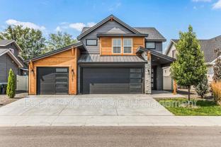 2167 N Klemmer Ave - Photo 1 of 1