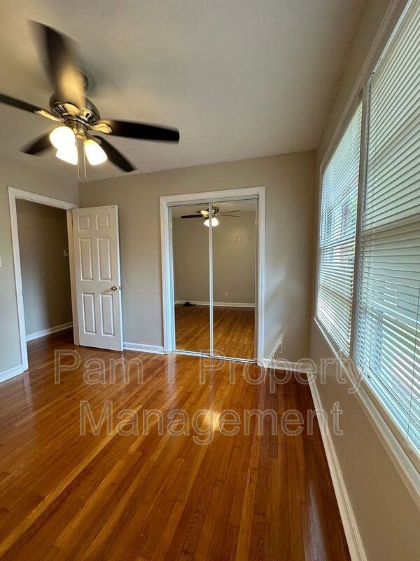 201 Kensington Dr - Photo 6 of 31