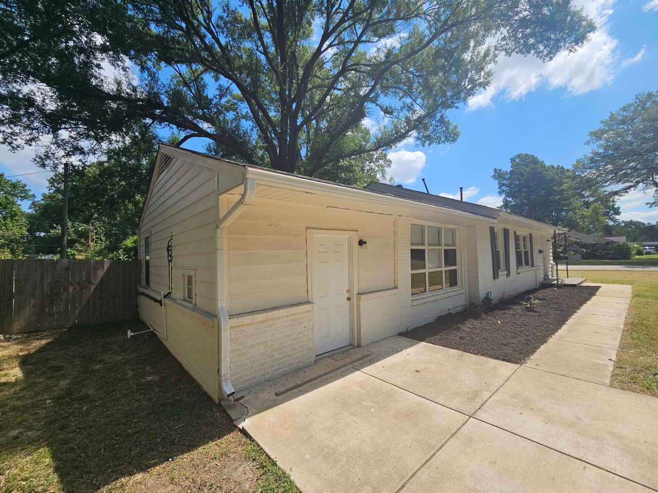 4580 Verne Rd - Photo 3 of 19