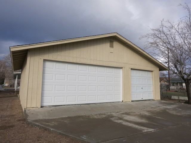 426 Golconda Ave - Photo 3 of 21
