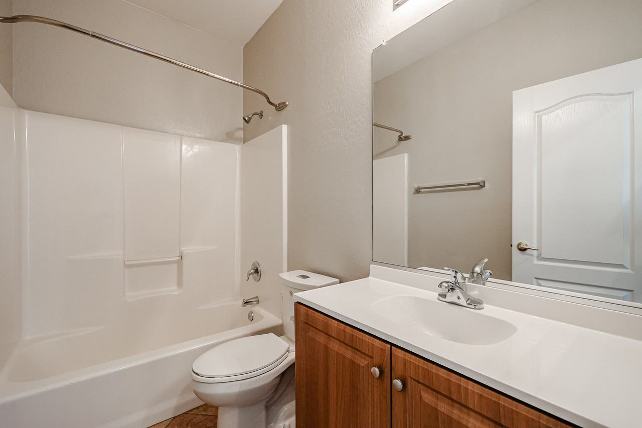 1155 E Winchester Pl - Photo 3 of 50