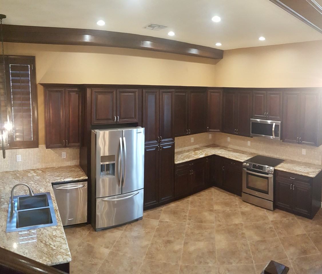 238 E Ellis Dr - Photo 3 of 50