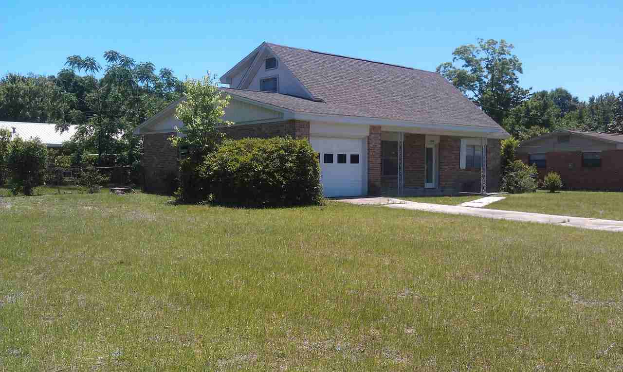 6390 Beauclair Dr - Photo 2 of 16