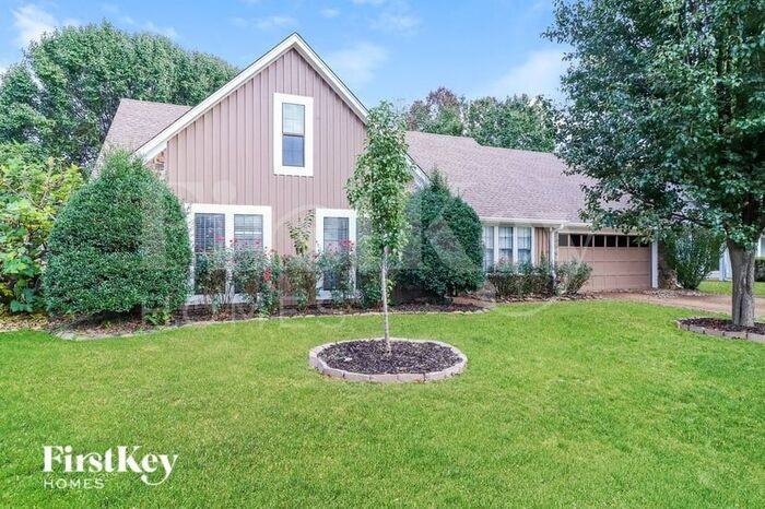 3418 Josee Ln - Photo 2 of 15