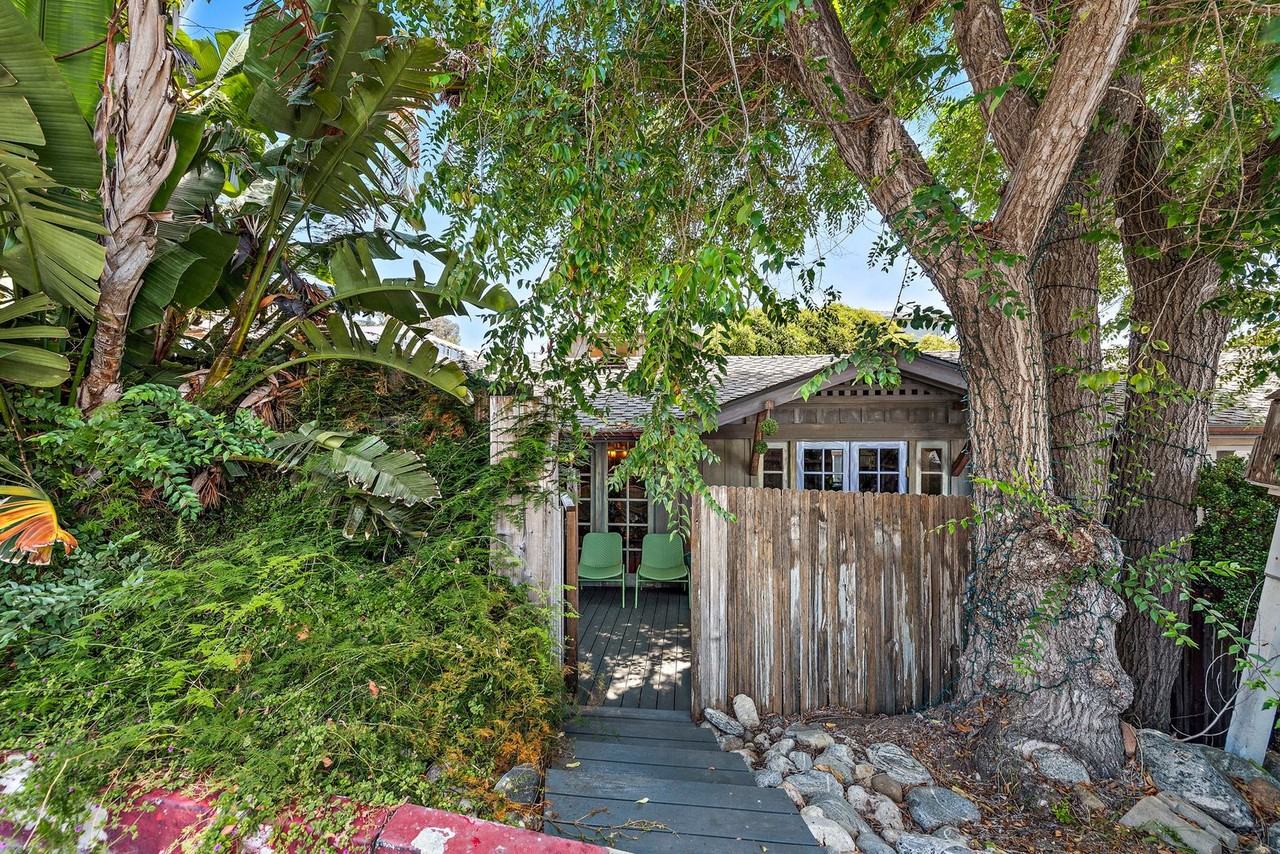 191 Ruby St - Photo 3 of 42