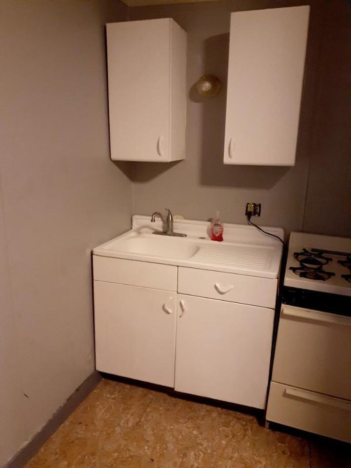 8954 Natural Bridge Rd - Photo 7 of 8