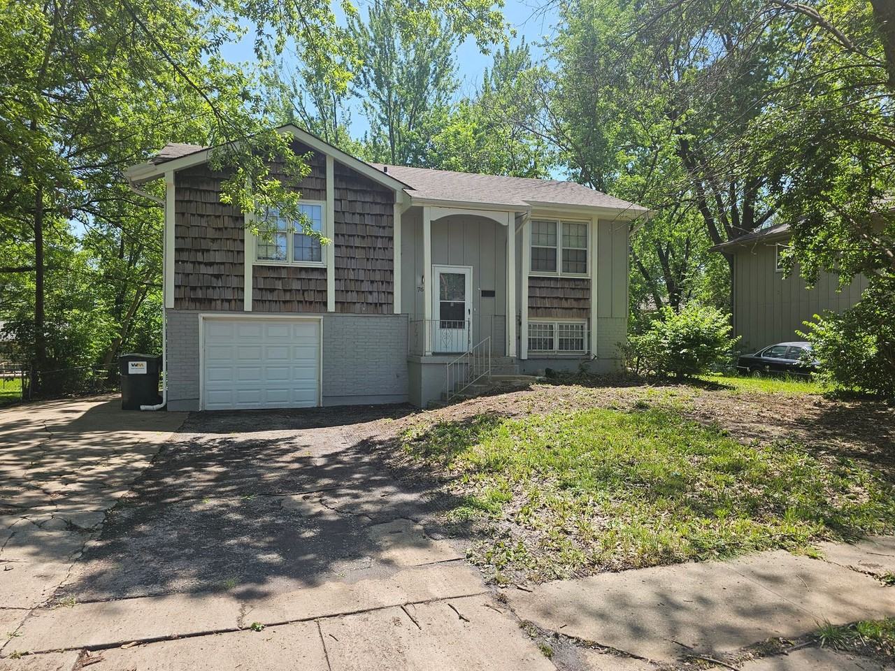 7601 E 119th St - Photo 2 of 41